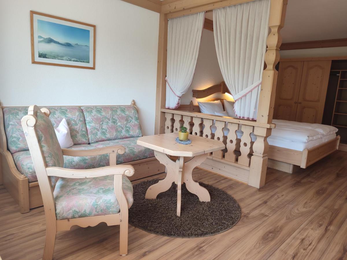 Hotel Dernbachtal מראה חיצוני תמונה